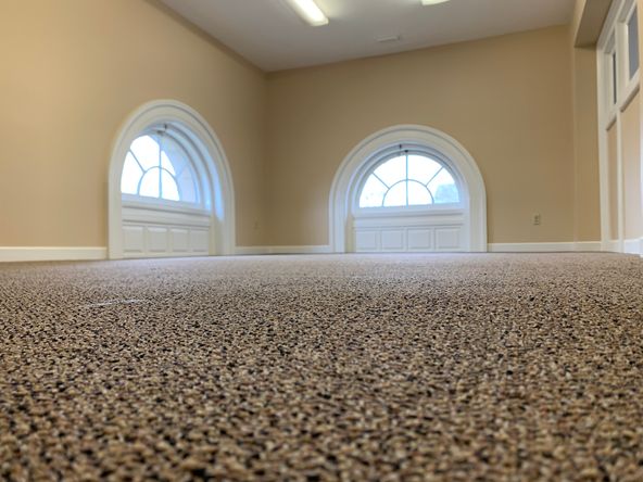 Amesbury Building : 100 Main St, Amesbury, MA 01913